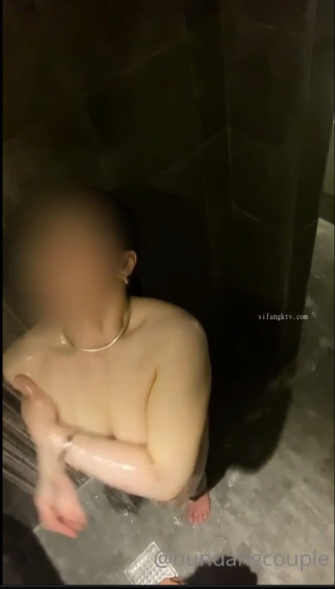 国产AV 91制片厂 91CM231 街头猎艳 清纯骚女 宇佐爱花